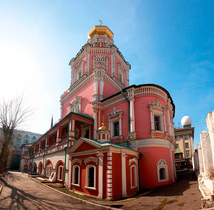 Экскурсия в Богоявленский монастырь. Все скрытое от глаз туристов