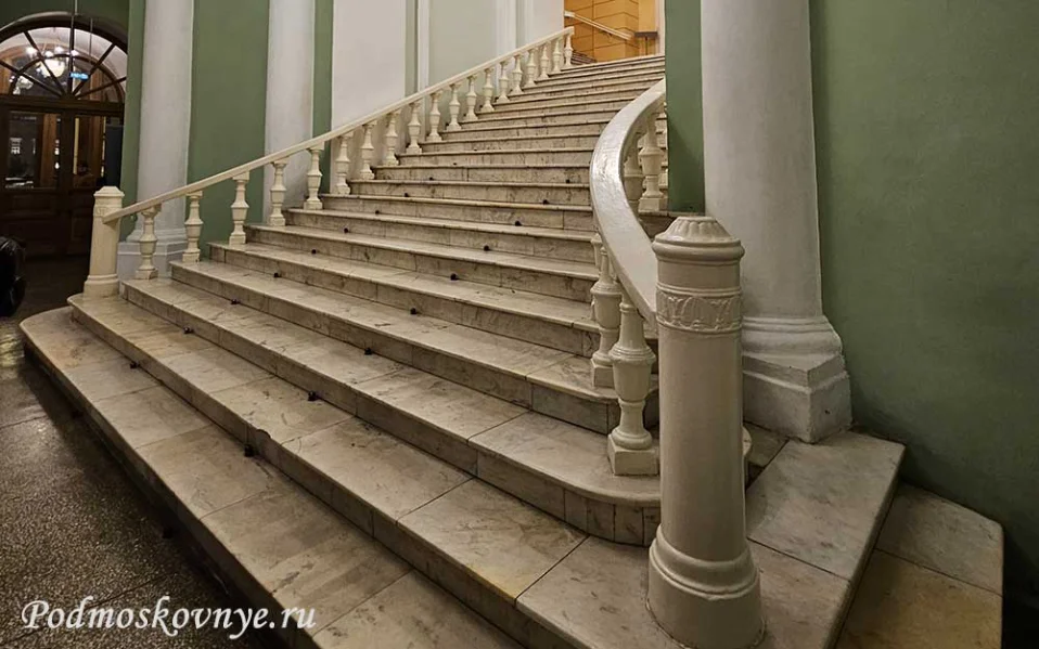 Экскурсия. Тайны закулисья Театра РАМТ