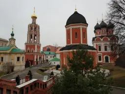 Экскурсия в Высоко-Петровский монастырь с прогулкой и подъемом на колокольню