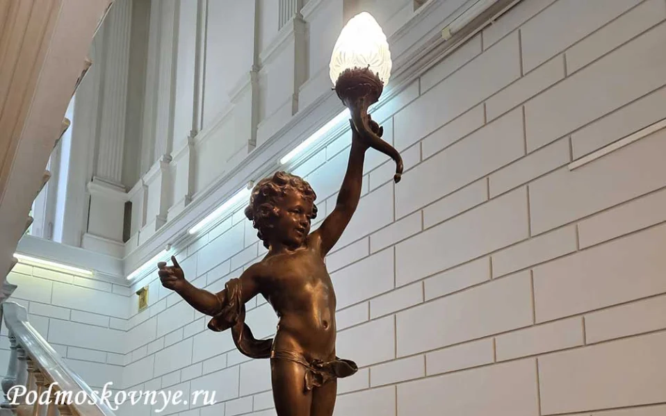Экскурсия по Знаменке с посещением особняка Пономарёва-Арафелова