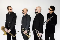 Хиты группы The Beatles  в исполнении оркестра Good Orchestra