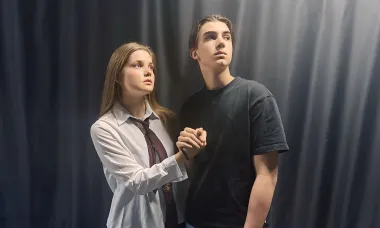 Девочка из соседнего дома poster