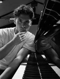 Зимний фестиваль Pianissimo. Сольный концерт Максим Клецун в Государственном Эрмитаже