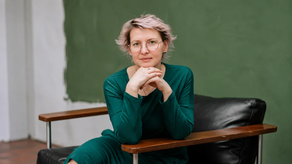 Лекция от психолога Ольги Ивановой «Почему мы обещаем себе не жить как наши родители - и все равно повторяем их сценарий?»