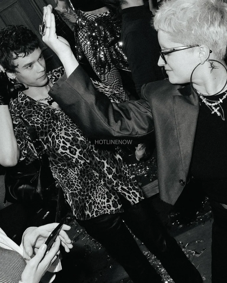 Горячая Линия